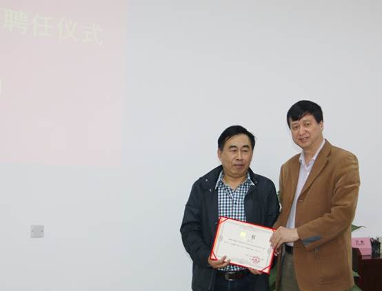 说明: E:\work\宣传部\宣传工作\Photos\2019\20190411成人网
召开高分子材料与工程专业校企合作人才培养方案论证会\新建文件夹\xcb\IMG_9474.JPG